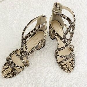 Sandro "Snakeskin" Low Heeled Sandals Black & Cream color
